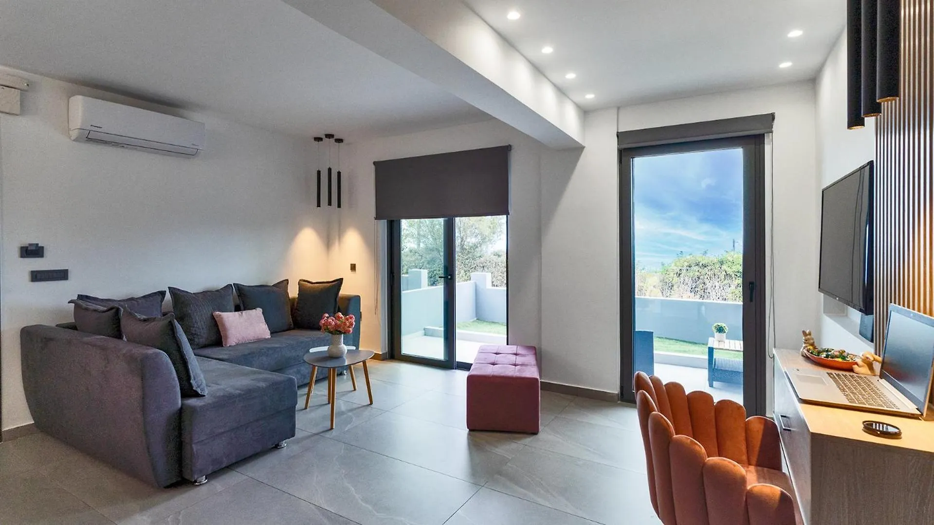 Seascape Luxury Apartment Kounoupidhiana