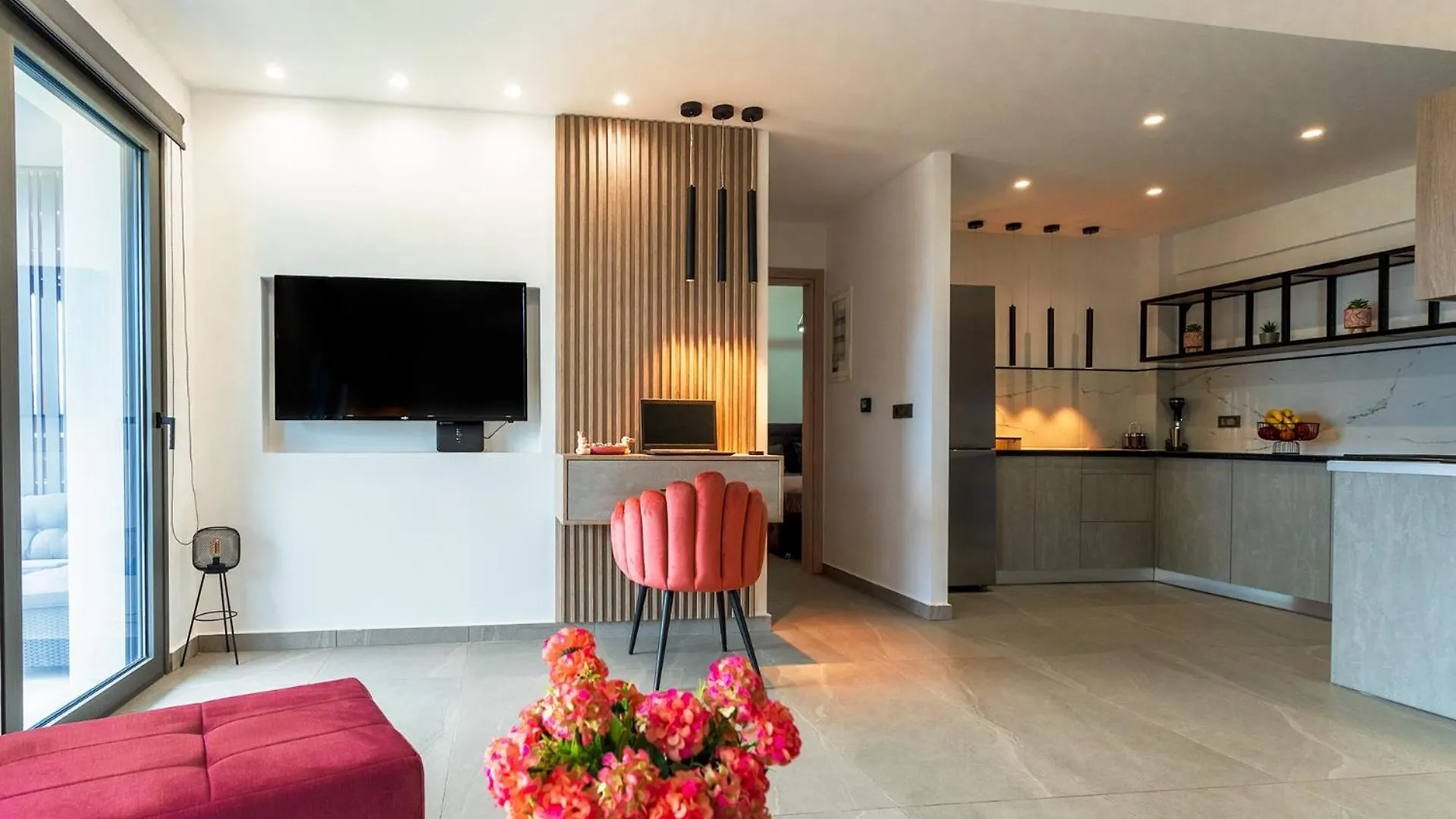 Seascape Luxury Apartment Kounoupidhiana